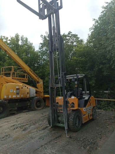 Вилочный погрузчик Cylift CY30D